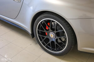 Porsche 911 type 997 Carrera GTS - 2012