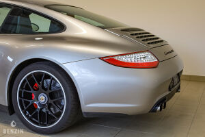Porsche 911 type 997 Carrera GTS - 2012