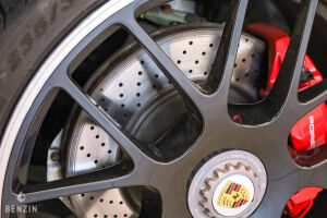 Porsche 911 type 997 Carrera GTS - 2012