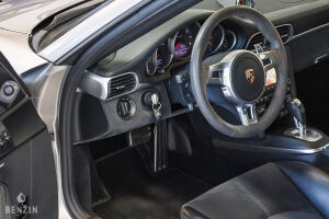 Porsche 911 type 997 Carrera GTS - 2012