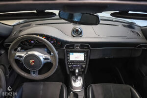 Porsche 911 type 997 Carrera GTS - 2012