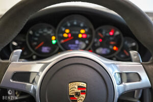 Porsche 911 type 997 Carrera GTS - 2012