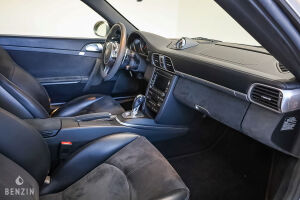 Porsche 911 type 997 Carrera GTS - 2012