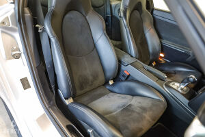 Porsche 911 type 997 Carrera GTS - 2012