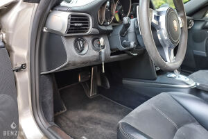 Porsche 911 type 997 Carrera GTS - 2012