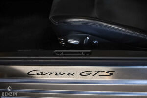 Porsche 911 type 997 Carrera GTS - 2012