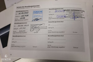 Porsche 911 type 997 Carrera GTS - 2012