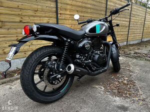 Royal Enfield HNTR 350 - 2024