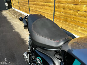 Royal Enfield HNTR 350 - 2024