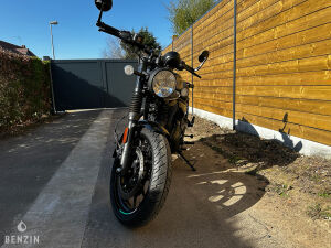 Royal Enfield HNTR 350 - 2024