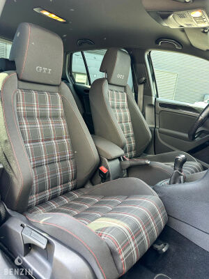 Volkswagen Golf 6 GTI - 2012