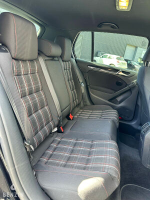 Volkswagen Golf 6 GTI - 2012