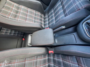 Volkswagen Golf 6 GTI - 2012