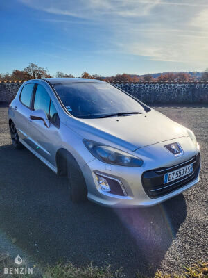 Peugeot 308 GTI - 2011