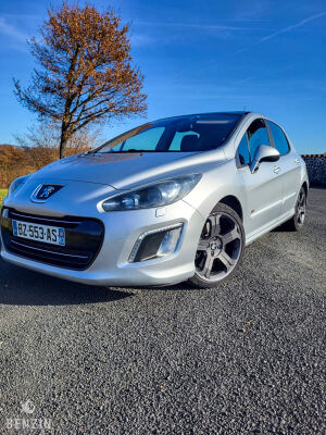 Peugeot 308 GTI - 2011