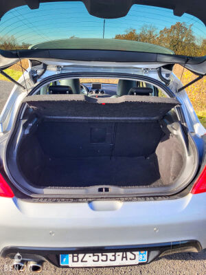 Peugeot 308 GTI - 2011