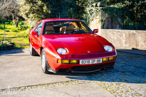 Porsche 928 S manual - 1980