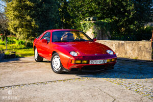 Porsche 928 S manual - 1980