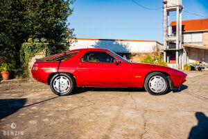 Porsche 928 S manual - 1980