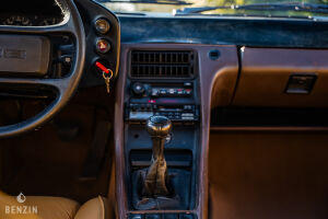 Porsche 928 S manual - 1980