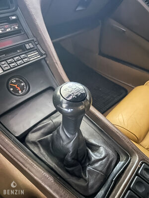 Porsche 928 S manual - 1980