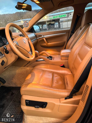 Porsche Cayenne - 2006