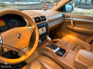Porsche Cayenne - 2006