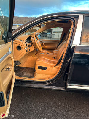 Porsche Cayenne - 2006