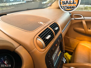 Porsche Cayenne - 2006