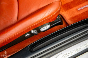Porsche 911 type 997 Carrera - 2007