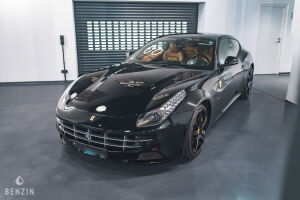 Ferrari FF - 2012