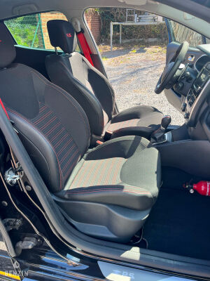 Renault Clio 4 R.S.18 - 2018