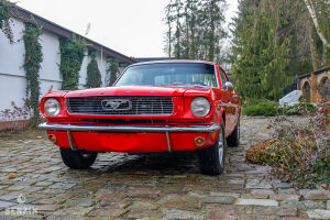 Ford Mustang - 1966