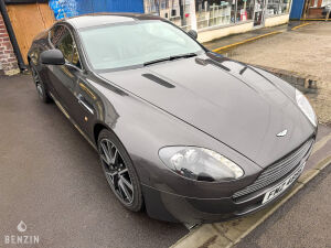 Aston Martin V8 Vantage - 2013