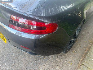 Aston Martin V8 Vantage - 2013