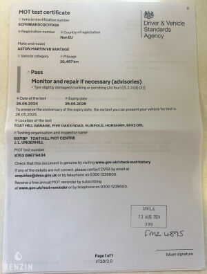 Aston Martin V8 Vantage - 2013