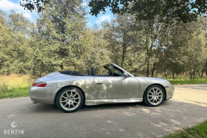 Porsche 911 Type 996 Carrera Cabriolet - 2001