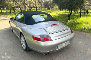 Porsche 911 Type 996 Carrera Cabriolet - 2001