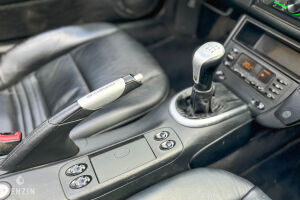 Porsche 911 Type 996 Carrera Cabriolet - 2001