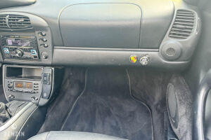 Porsche 911 Type 996 Carrera Cabriolet - 2001