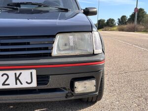 Peugeot 205 GTI 1.9 122 - 1989