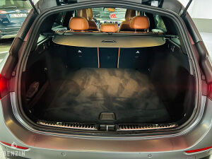 Mercedes-Benz C43 AMG - 2023