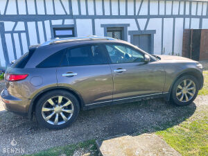 Infiniti FX35 - 2004