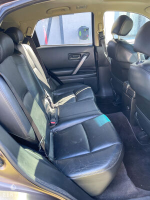 Infiniti FX35 - 2004