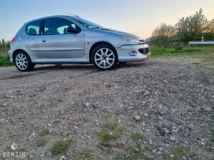 Peugeot 206 GT n°2951 - 1999