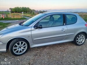 Peugeot 206 GT n°2951 - 1999