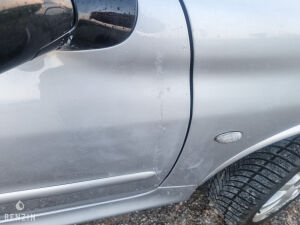 Peugeot 206 GT n°2951 - 1999