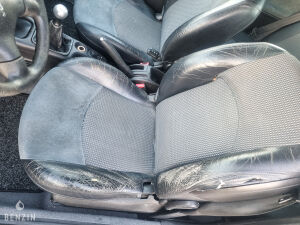 Peugeot 206 GT n°2951 - 1999