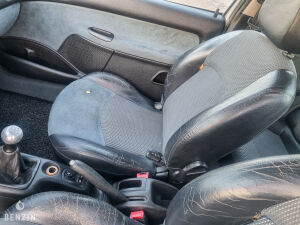 Peugeot 206 GT n°2951 - 1999