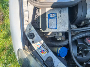 Peugeot 206 GT n°2951 - 1999